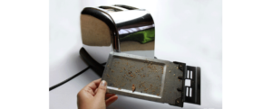 Cleaning the toaster