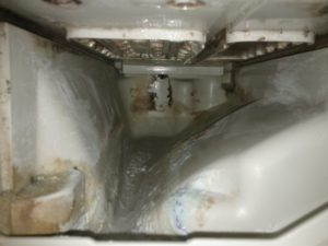 Viewing the inside of a washing machine