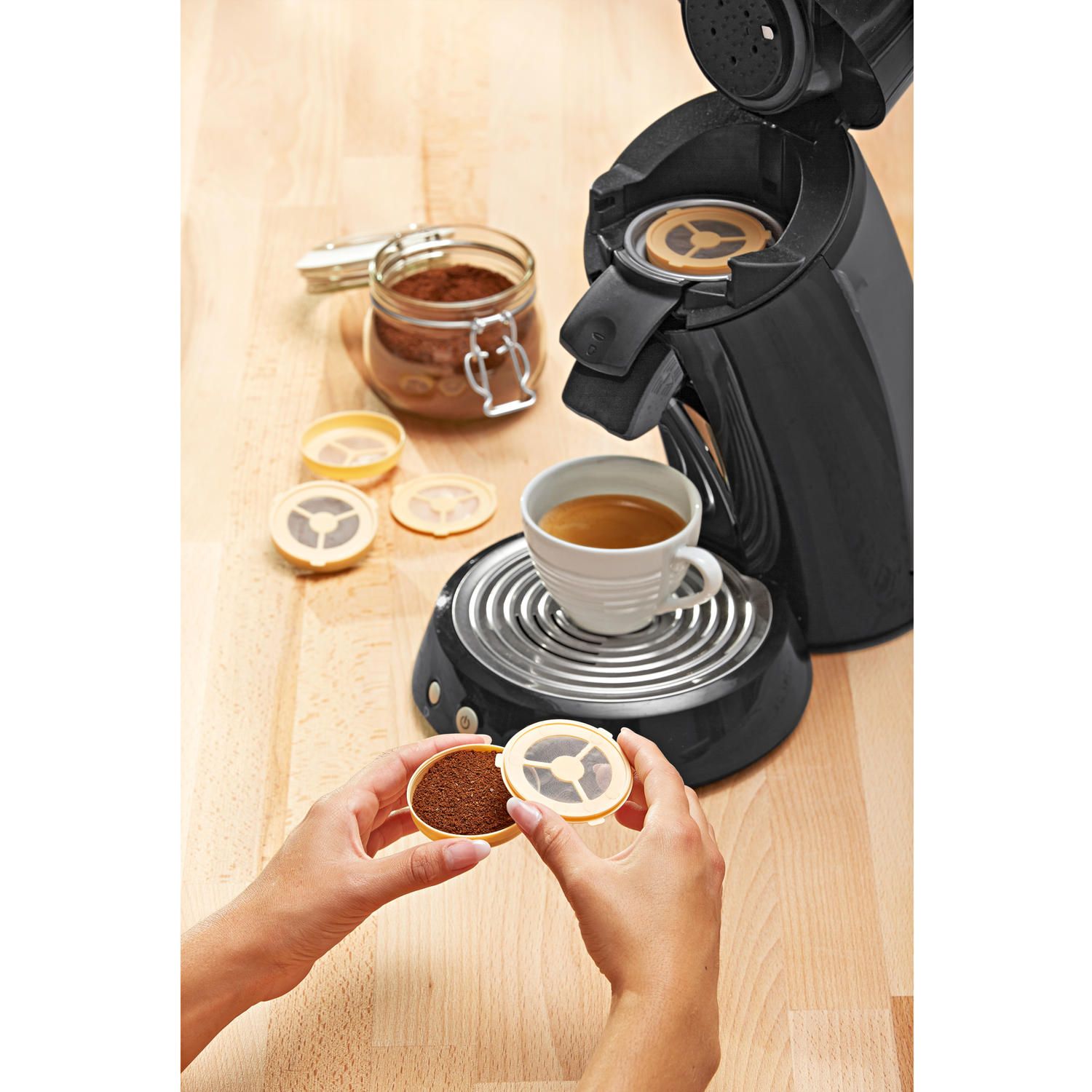 Coffee pod machine