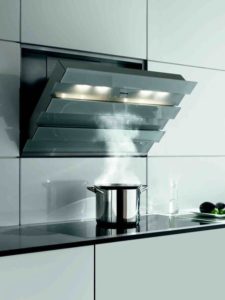 Recirculating hood in the kitchen