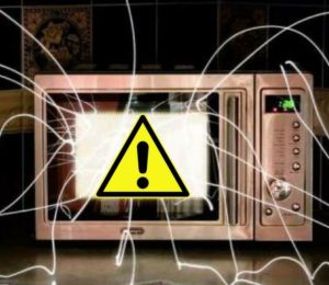 Myth - microwave oven is radioactive