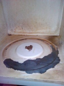 Enamel peeled off in the microwave