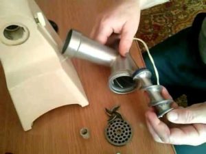 meat grinder breakdown