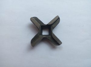 Manual meat grinder knife