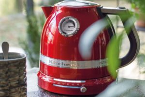 Auto shut off mechanism