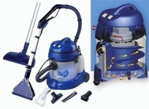 Vacuum cleaner with filter