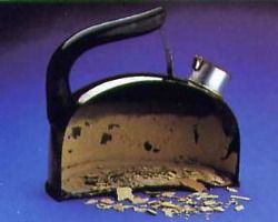 Scale on the kettle