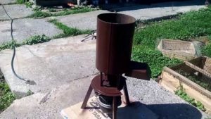 Vegetable cutter from a balloon or bucket