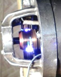 Fixing brush sparking problem