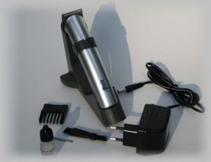 Adjusting the Hair Clipper Blades