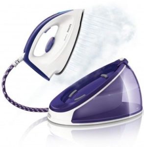 Iron with steam generator