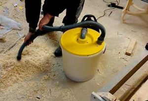 Construction vacuum cleaner