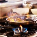 which frying pan to choose for a gas stove
