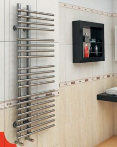 What parameters should you use to choose a heated towel rail?