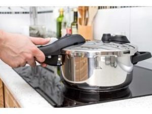 Stovetop pressure cooker