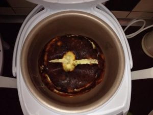 Baking in a slow cooker
