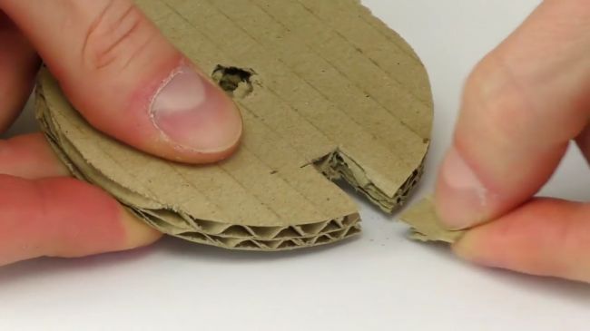 making a safe from cardboard