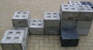 Modular concrete bench 