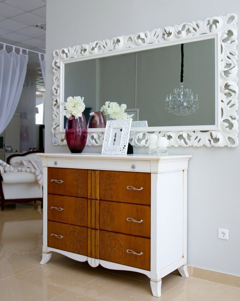 What to put on the chest of drawers.