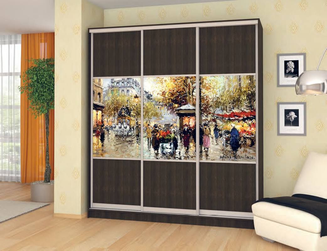 How to decorate a closet with your own hands