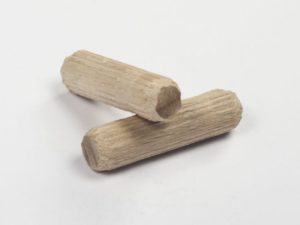 Fastening the shelf to a dowel.