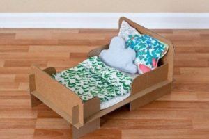 Bed for dolls