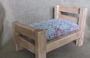Bed for dolls