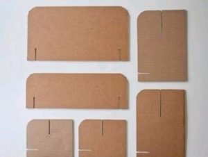 Bed for dolls - details