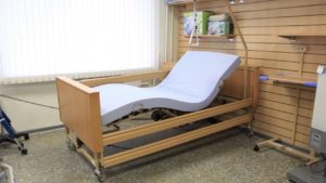 DIY bed for bedridden patients