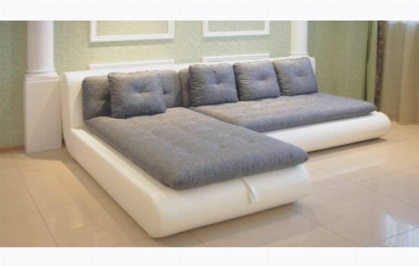 Dolphin mechanism in sofas