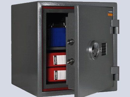 Safe for securities.