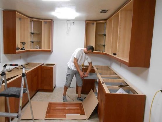 Installation of kitchen units