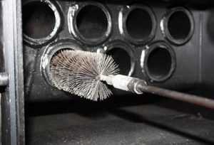 Cleaning the boiler from soot