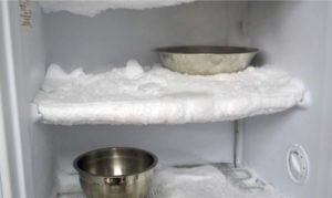natural defrosting of the refrigerator