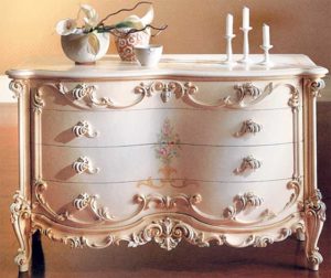 baroque chest of drawers
