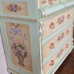 DIY restoration of an old chest of drawers