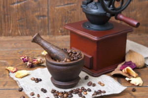 manual coffee grinder