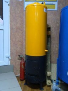 Hot water boiler