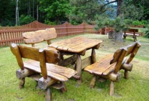 DIY table for the dacha