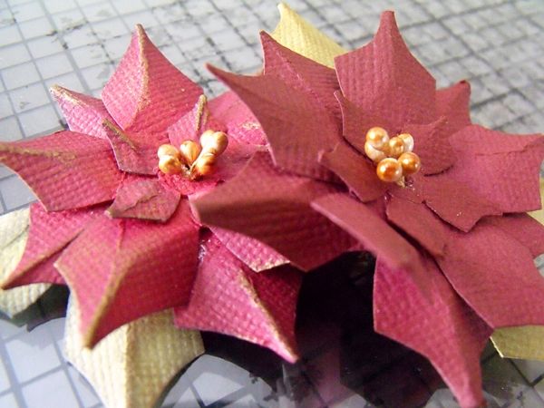 DIY flowers for the Christmas tree