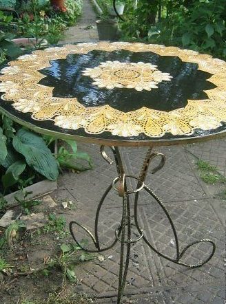 Decorating a metal table.