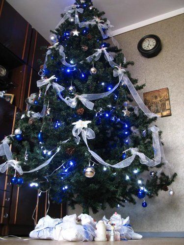 Christmas tree in blue and silver tones