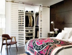 How to make a wardrobe in a small bedroom