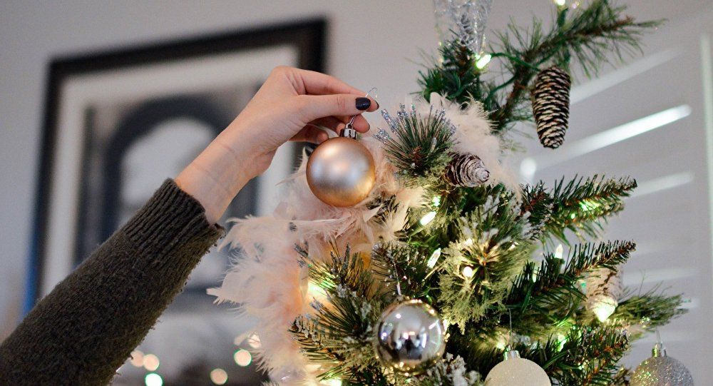 How to choose an artificial Christmas tree