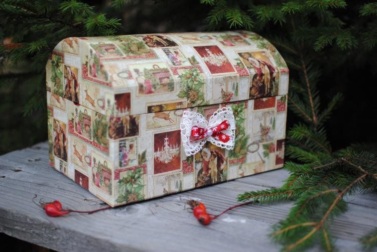 DIY New Year's chest