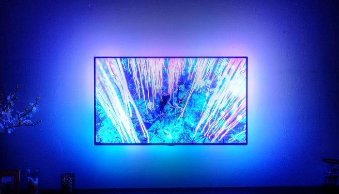LIGHTED TV