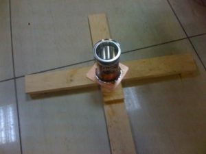 DIY Christmas tree stand with water