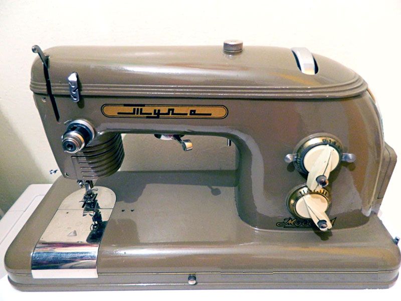 soviet sewing machine