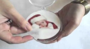 DIY balls with photos for the Christmas tree