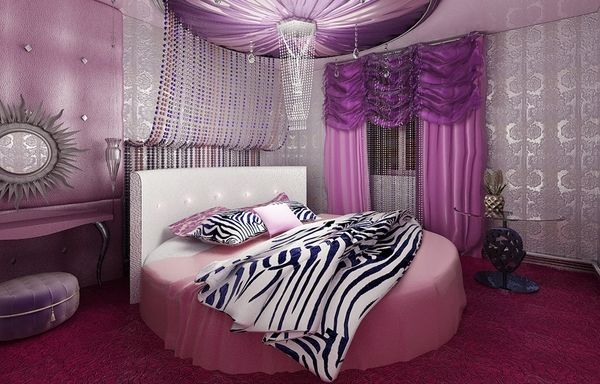 Bedroom in lilac tones